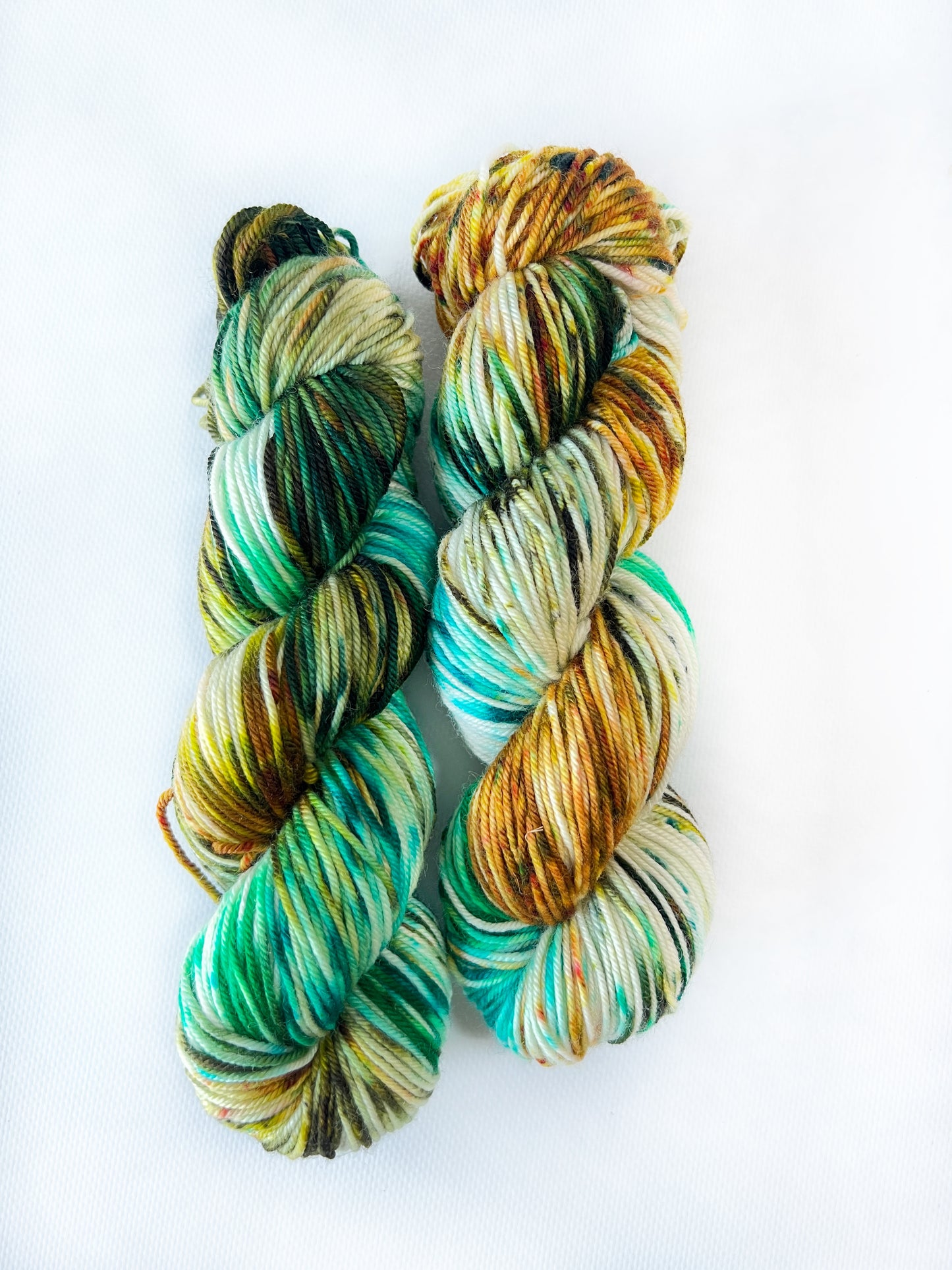Cosens Bay - Worsted 3 Ply - Okanagan Dye Works