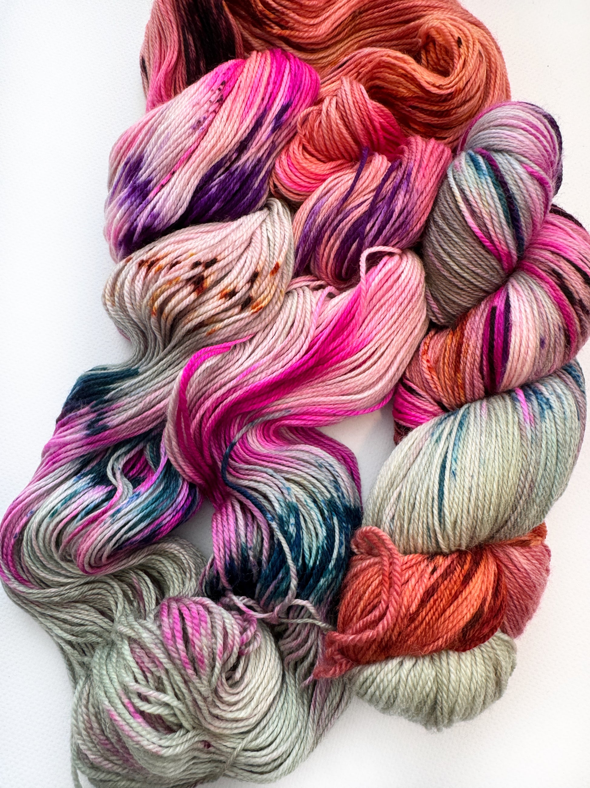 Spin me right round - Fingering 3 Ply - Okanagan Dye Works