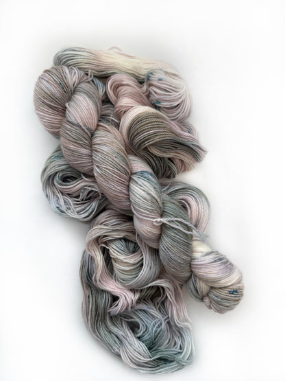 Pressed Forget-me-not - DK - Okanagan Dye Works
