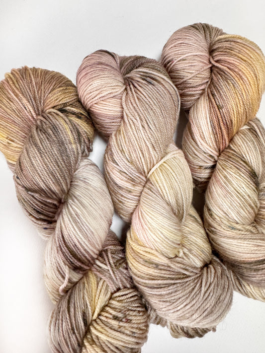 Vintage Wedding Dress - Worsted 4 Ply - Okanagan Dye Works