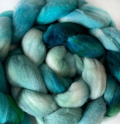 Blue Sombre - Hand Dyed - 19.5 micron Untreated 100% Merino Top - Okanagan Dye Works